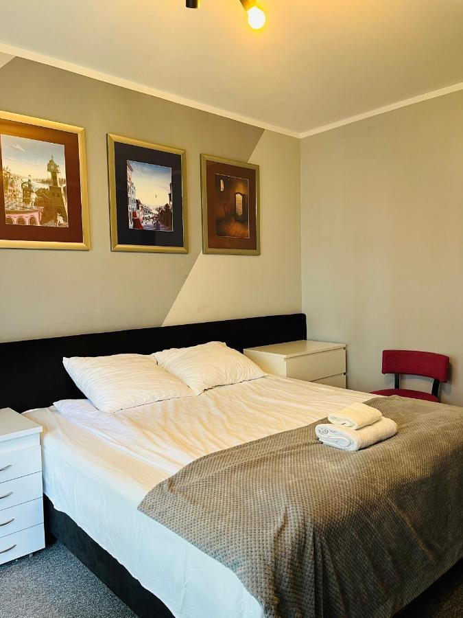 Airport Comfy Guest Home Warsaw Ngoại thất bức ảnh