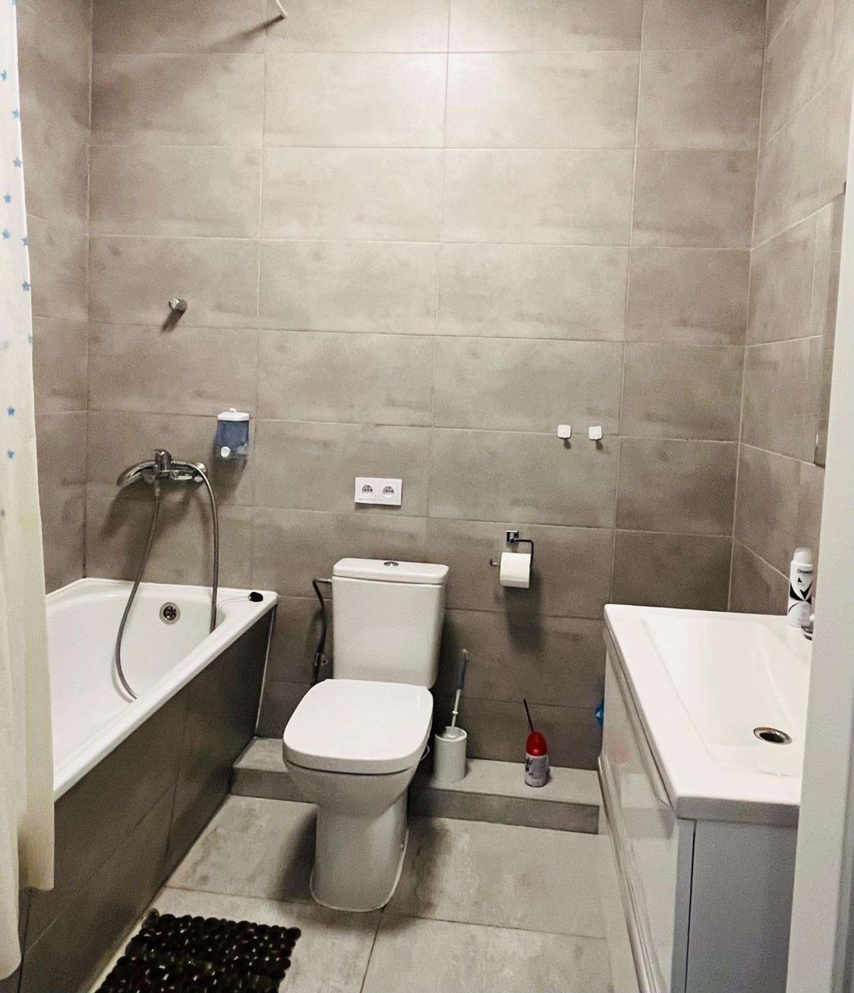 Airport Comfy Guest Home Warsaw Ngoại thất bức ảnh