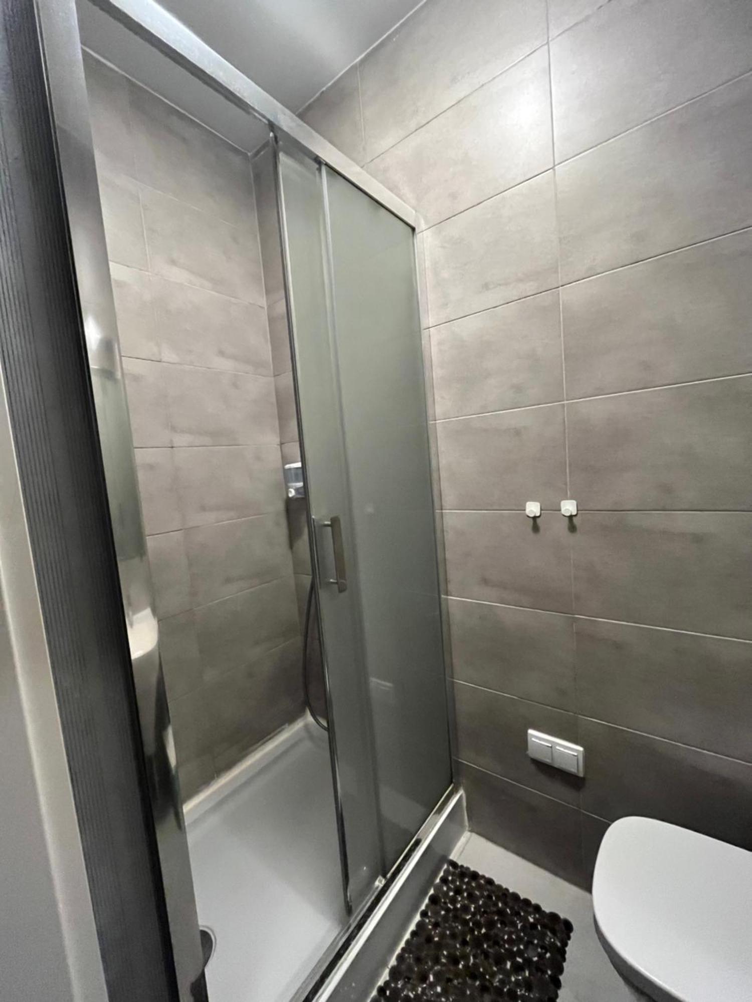 Airport Comfy Guest Home Warsaw Ngoại thất bức ảnh