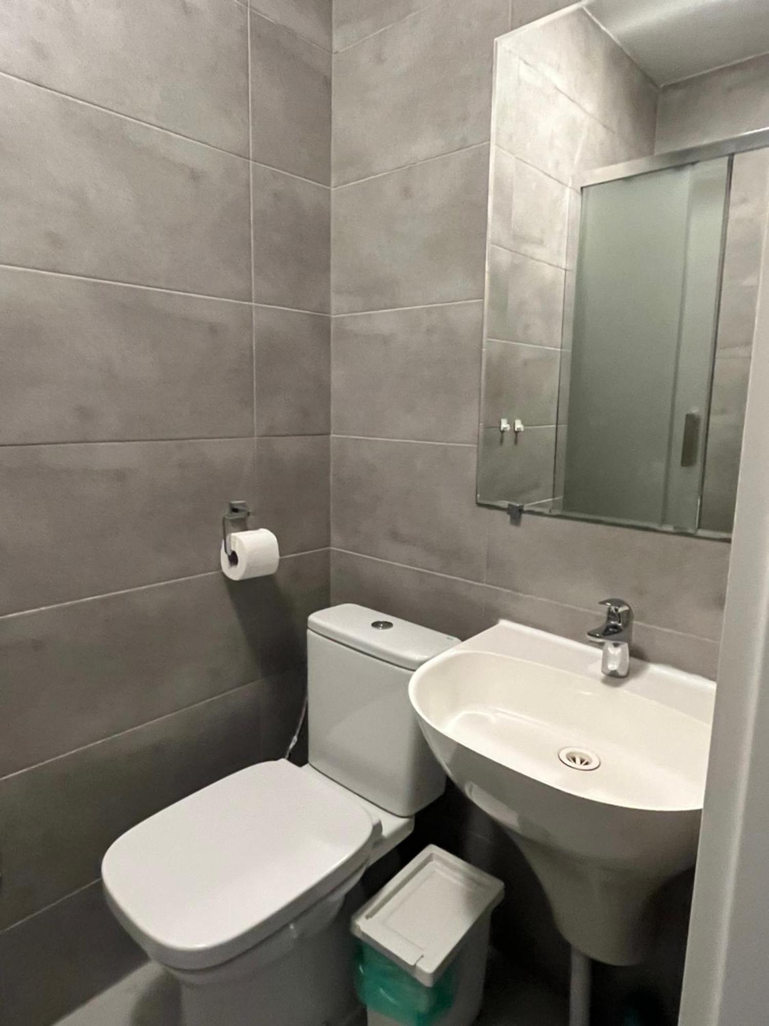 Airport Comfy Guest Home Warsaw Ngoại thất bức ảnh